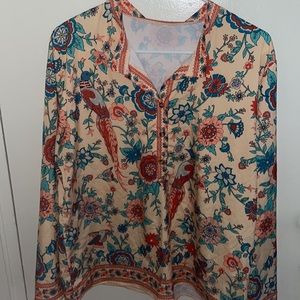 Mint Condition. Vintage. Beautiful Blouse.